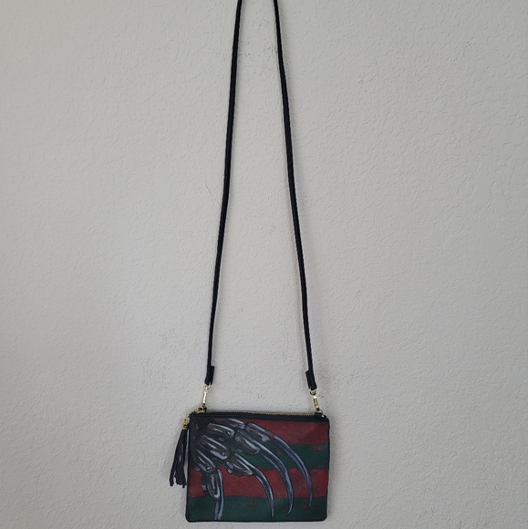 Hand Painted Freddy Krueger Crossbody Bag Nightmare On Elm Street Halloween - Picture 4 of 5